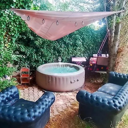 בית נופש La Dolcevillattes לאט